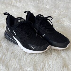 Nike Air Max 270 Black womens' Shoes